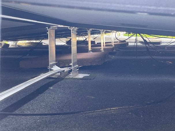 Ballast nicht fixiert.